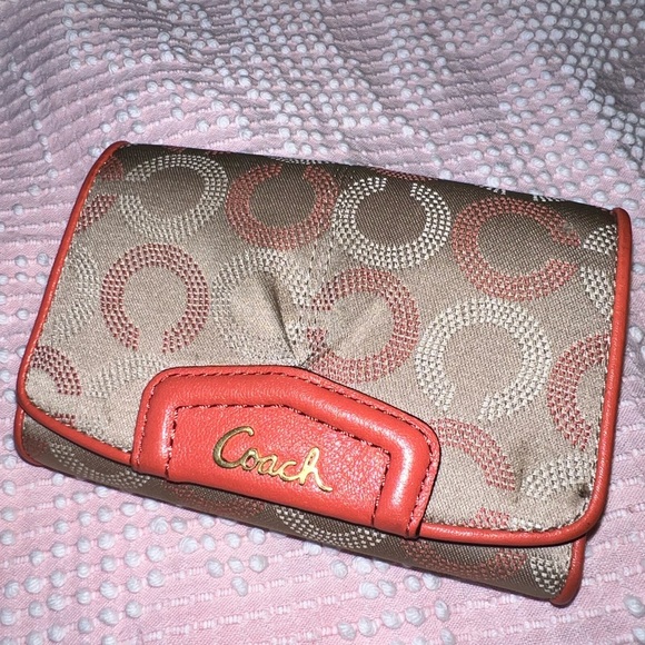 Coach Wallet - Picture 1 of 6